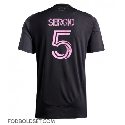 Inter Miami Sergio Busquets #5 Udebanetrøje 2025-26 Kortærmet Inter Miami Sergio Busquets #5 Udebanetrøje 2025-26 Kortærmet
